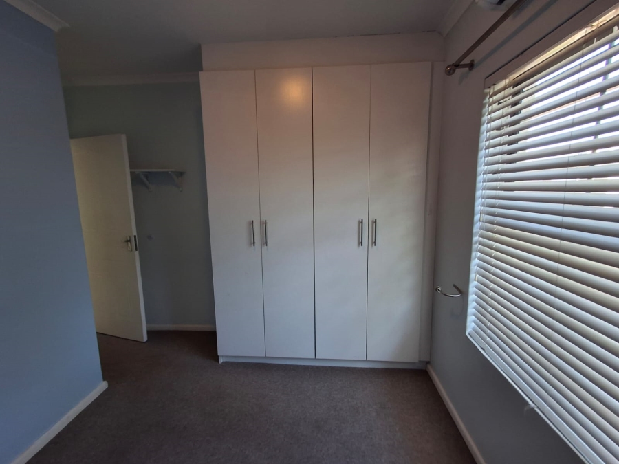 To Let 3 Bedroom Property for Rent in Buh Rein Estate Western Cape